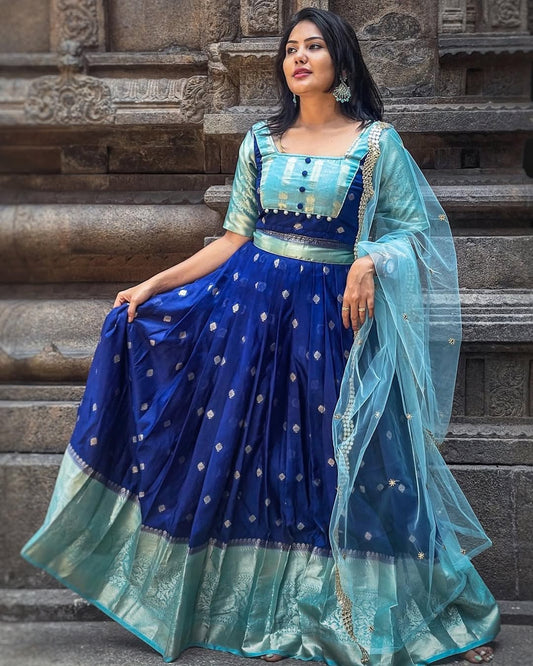 Diya blue