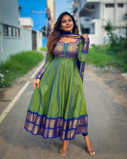 Oviya green