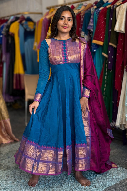 Nadiya Blue